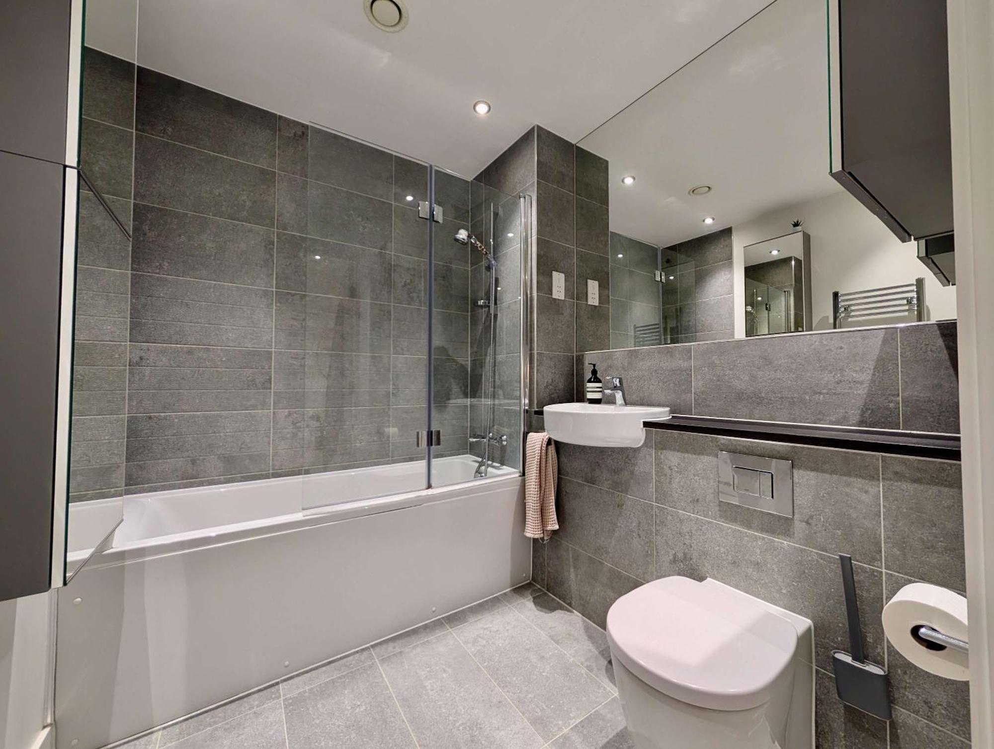 Appartamento Charming Flat With Balcony In Londra