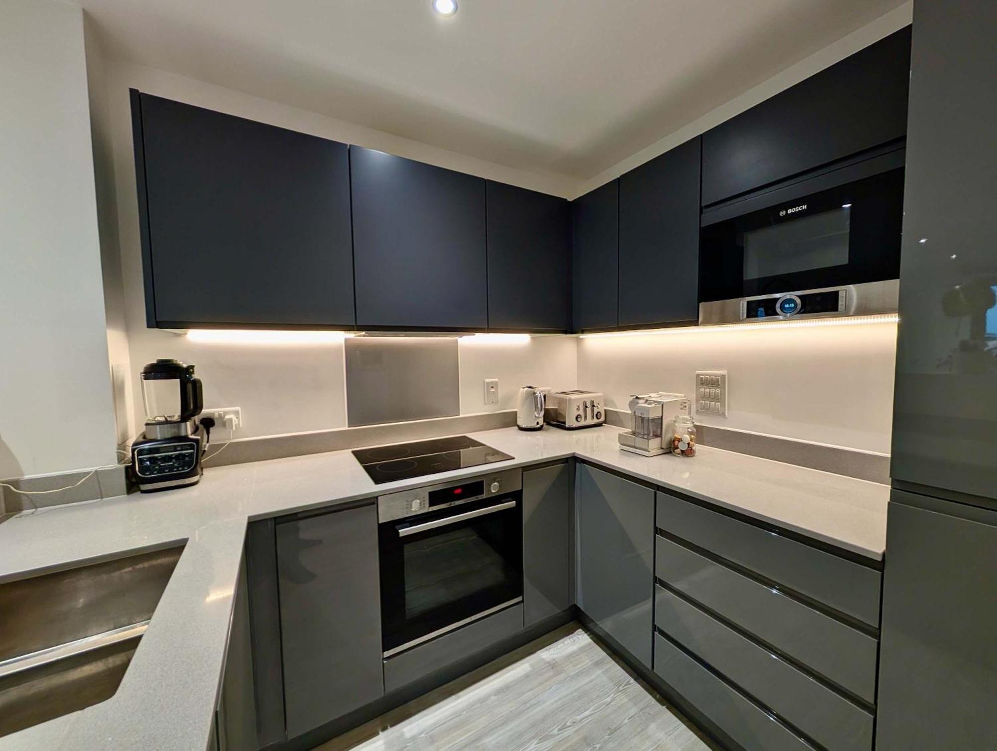 Charming Flat With Balcony In Appartamento *