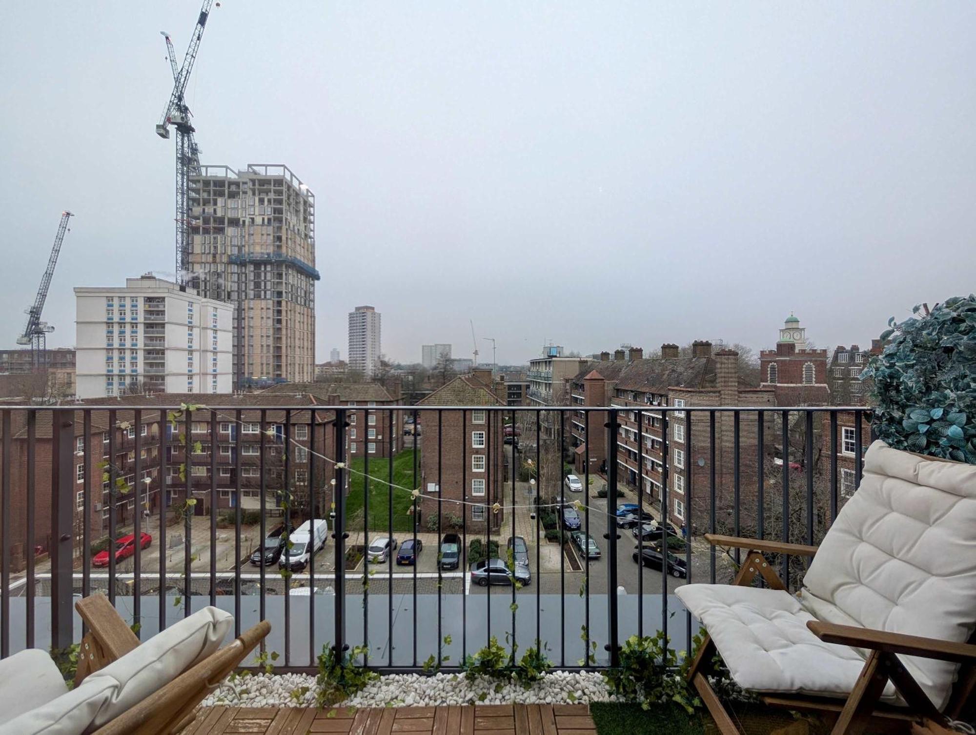 Appartamento Charming Flat With Balcony In Londra